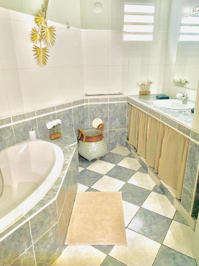 Le Cocon Perche A La Possession Apartment Bagian luar foto