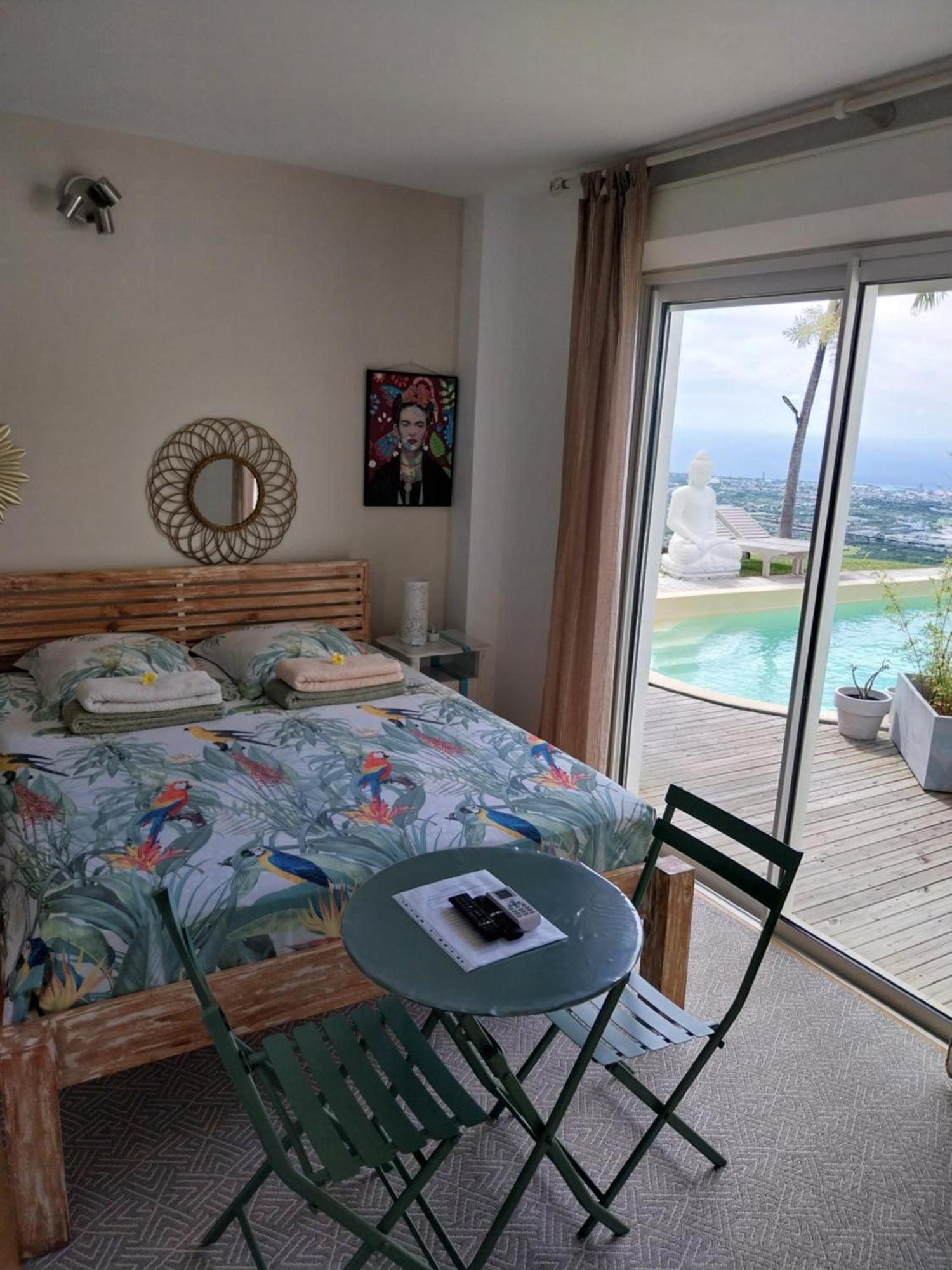 Le Cocon Perche A La Possession Apartment Bagian luar foto